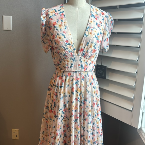 COPY - Ieena for Mac Duggal floral ball gown 8 - Picture 5 of 10